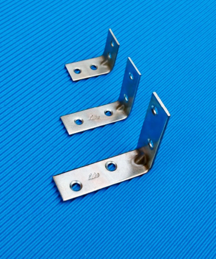 soporte-esquinero-en-ángulo-25x25-38x38-51x51-63x63-76x76