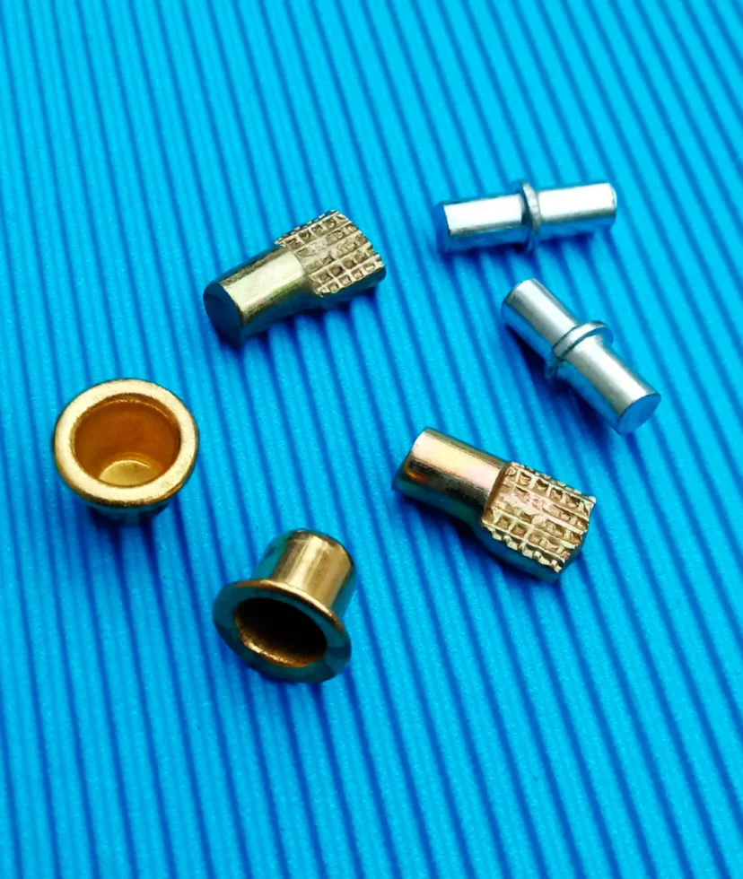 tubo-y-soporte-macizo-para-estantes